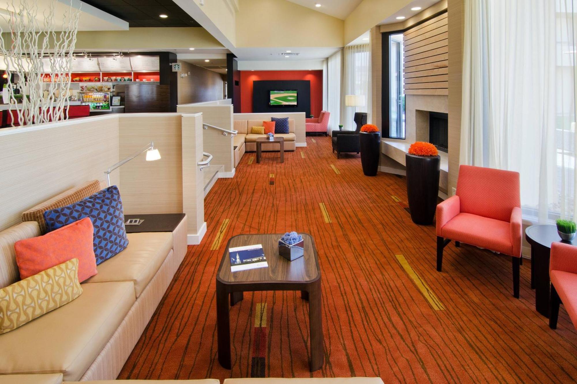 Courtyard By Marriott Huntsville University Drive Exterior foto